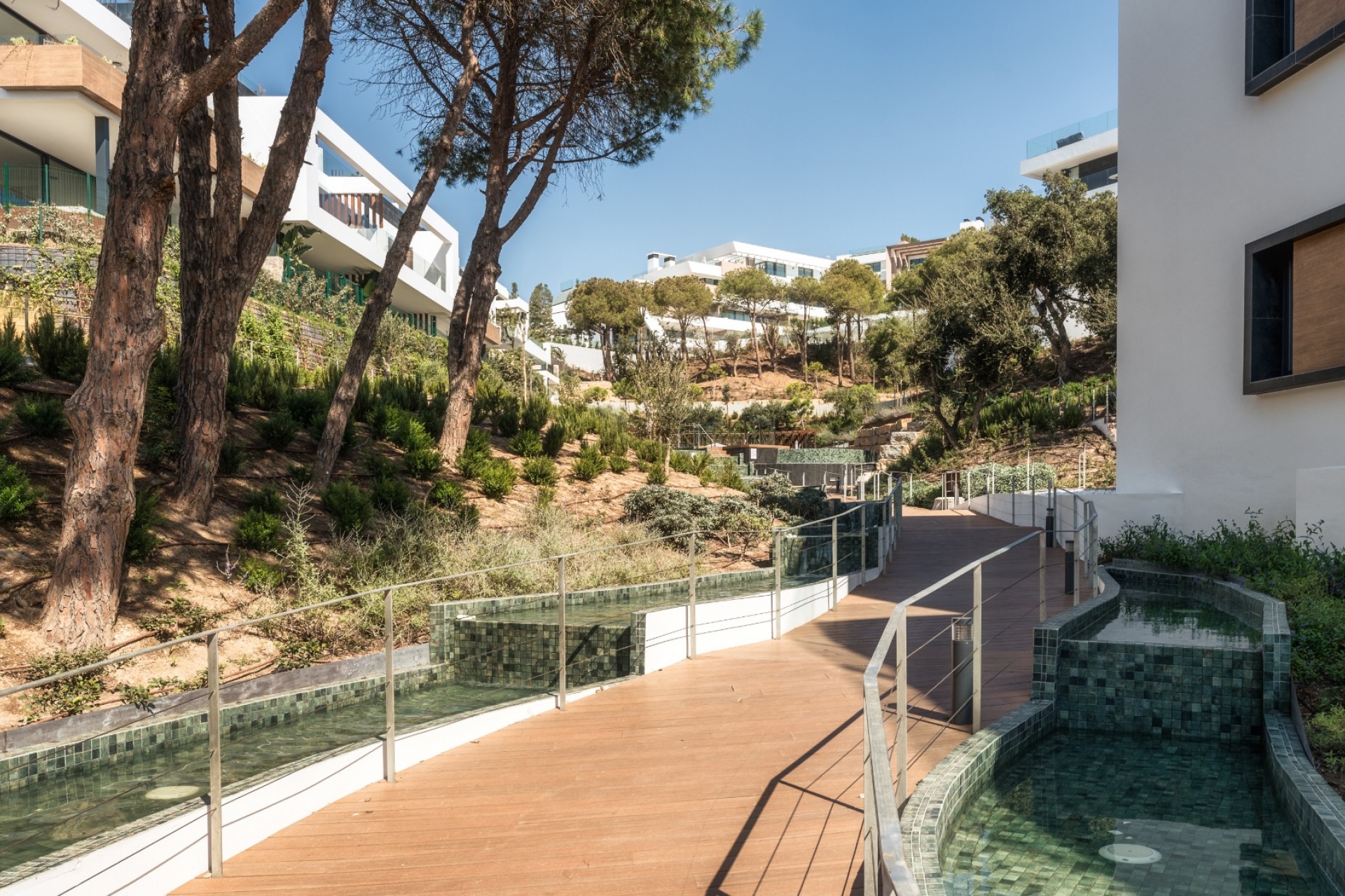 Resale - Apartment - Marbella - Marbella East