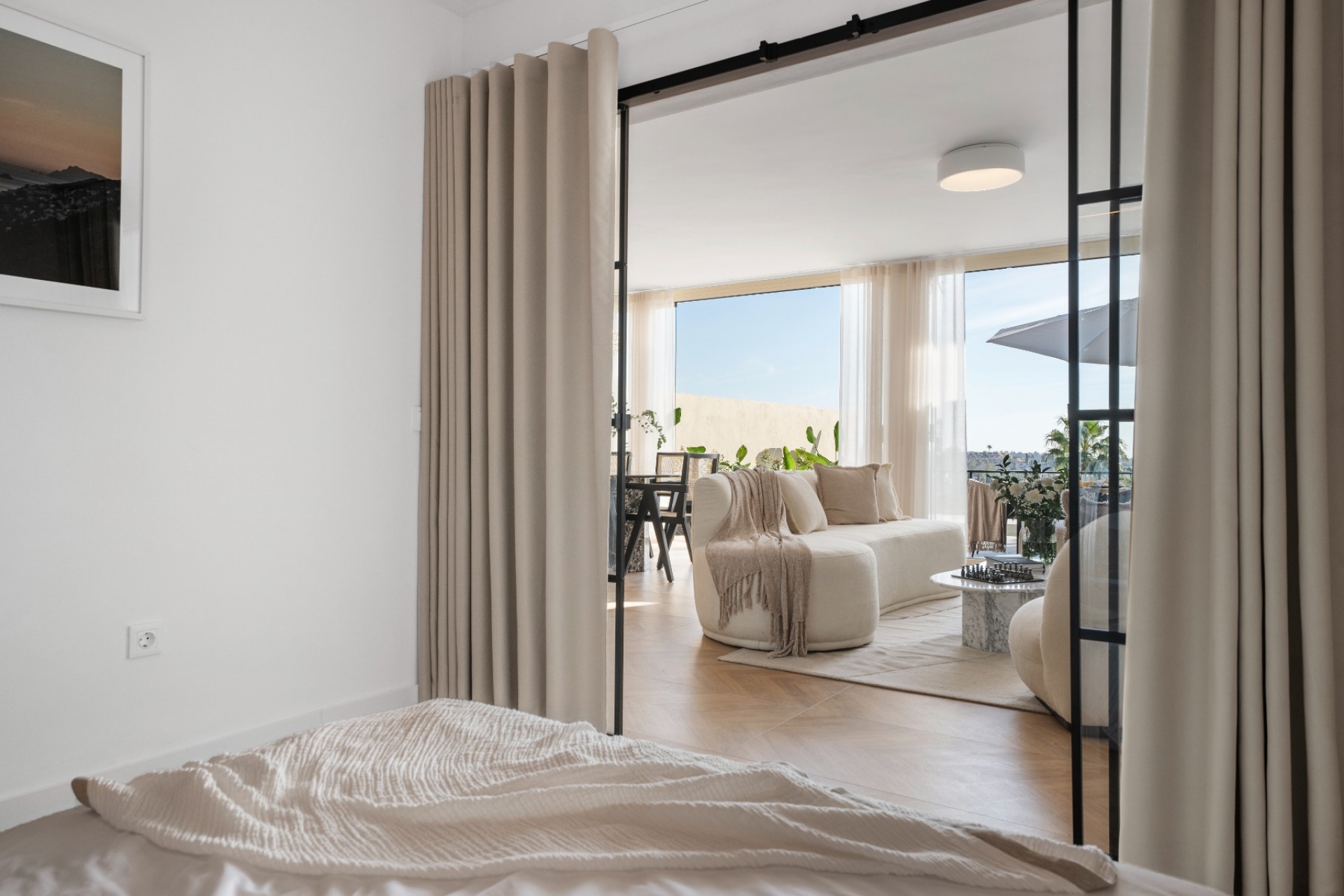 Resale - Apartment - Marbella - Nueva Andalucía