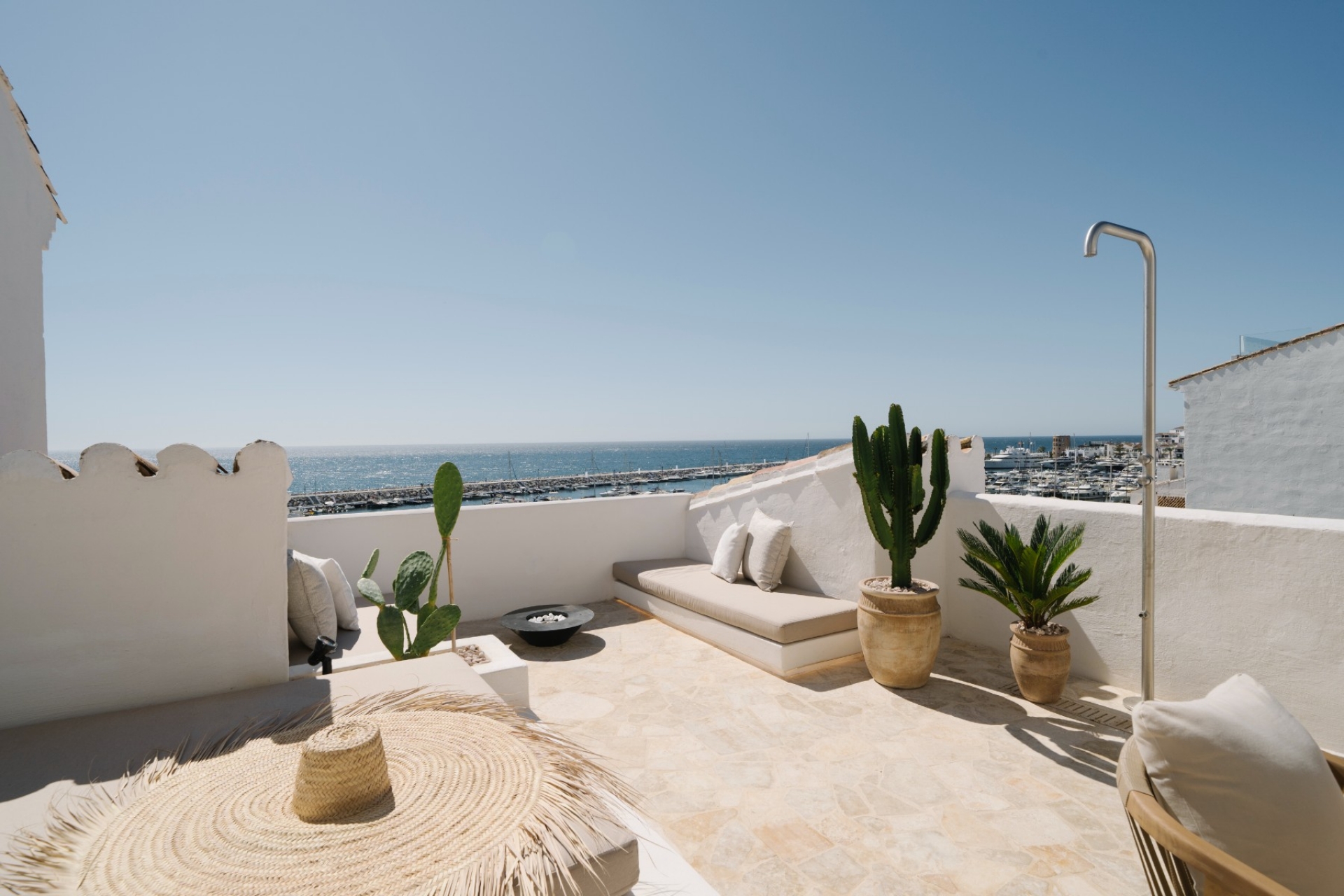 Resale - Apartment - Marbella - Puerto Banús