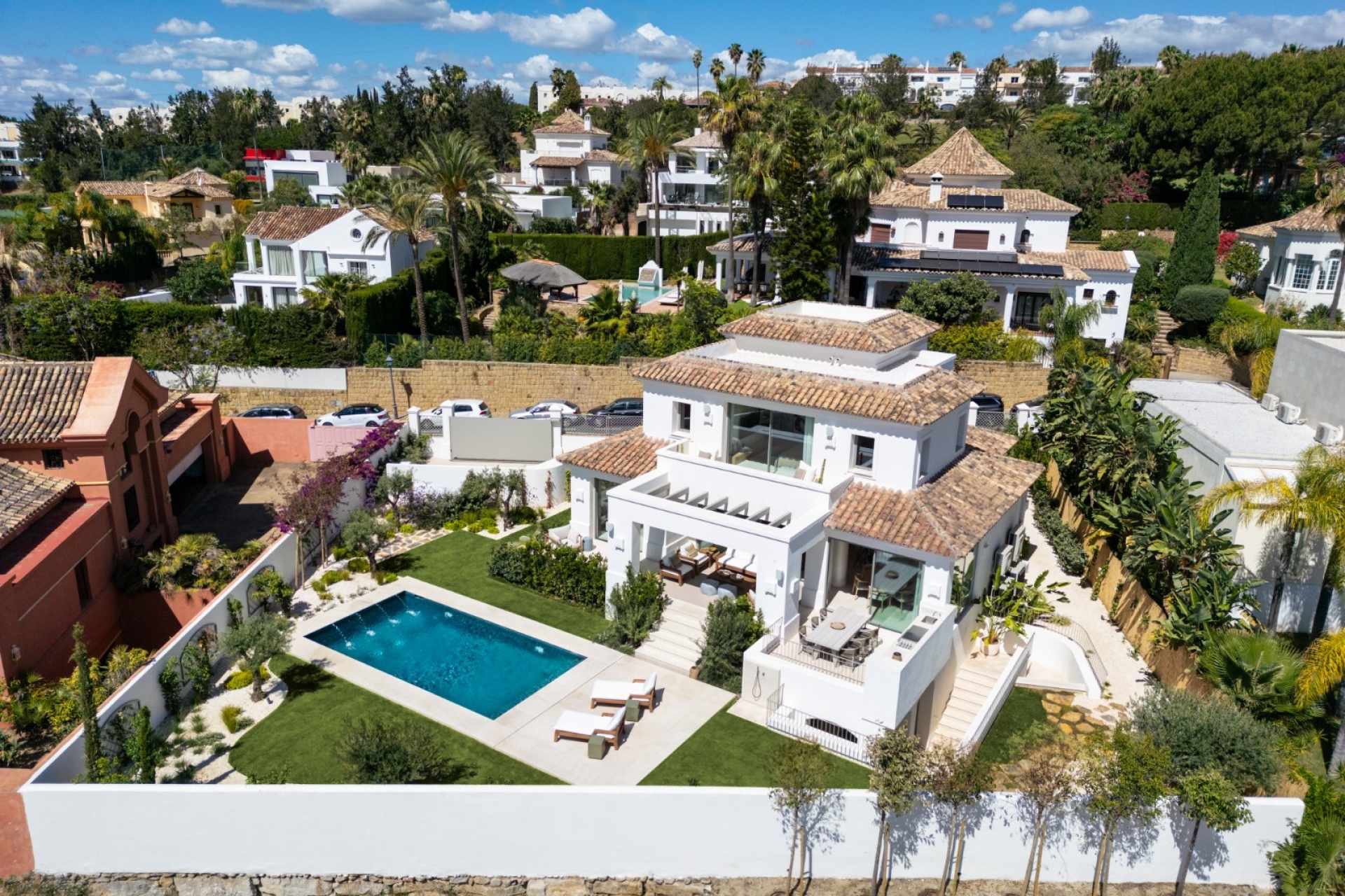 Resale - Villa - Benahavís - La Quinta