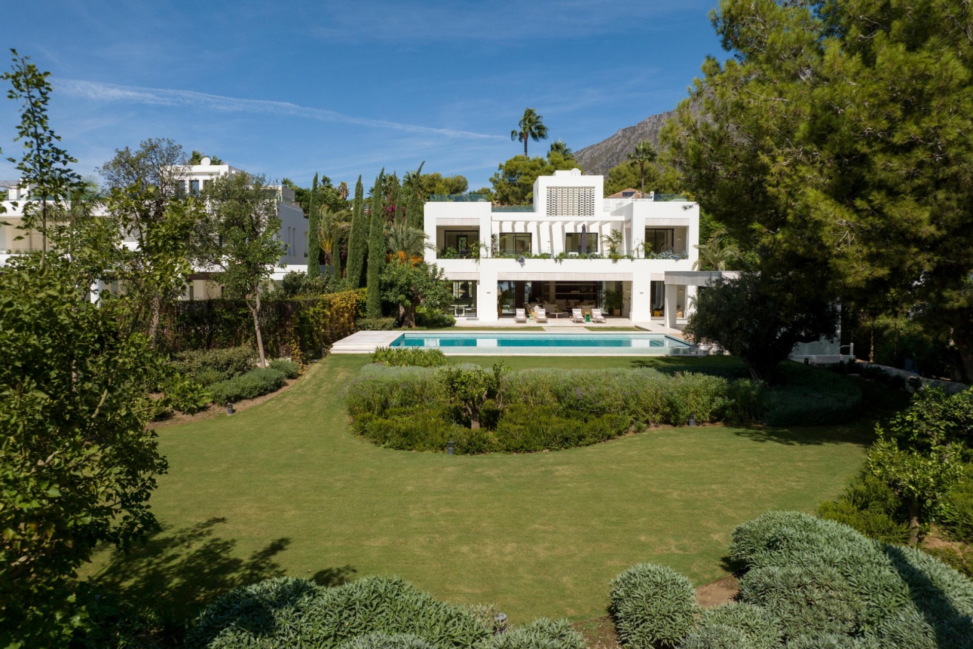 Resale - Villa - Marbella - Golden Mile