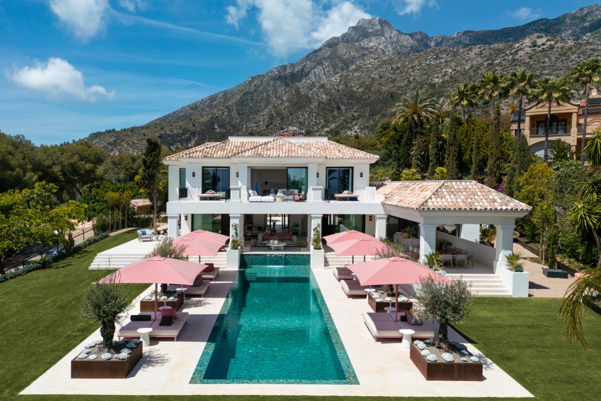 Resale - Villa - Marbella - Golden Mile