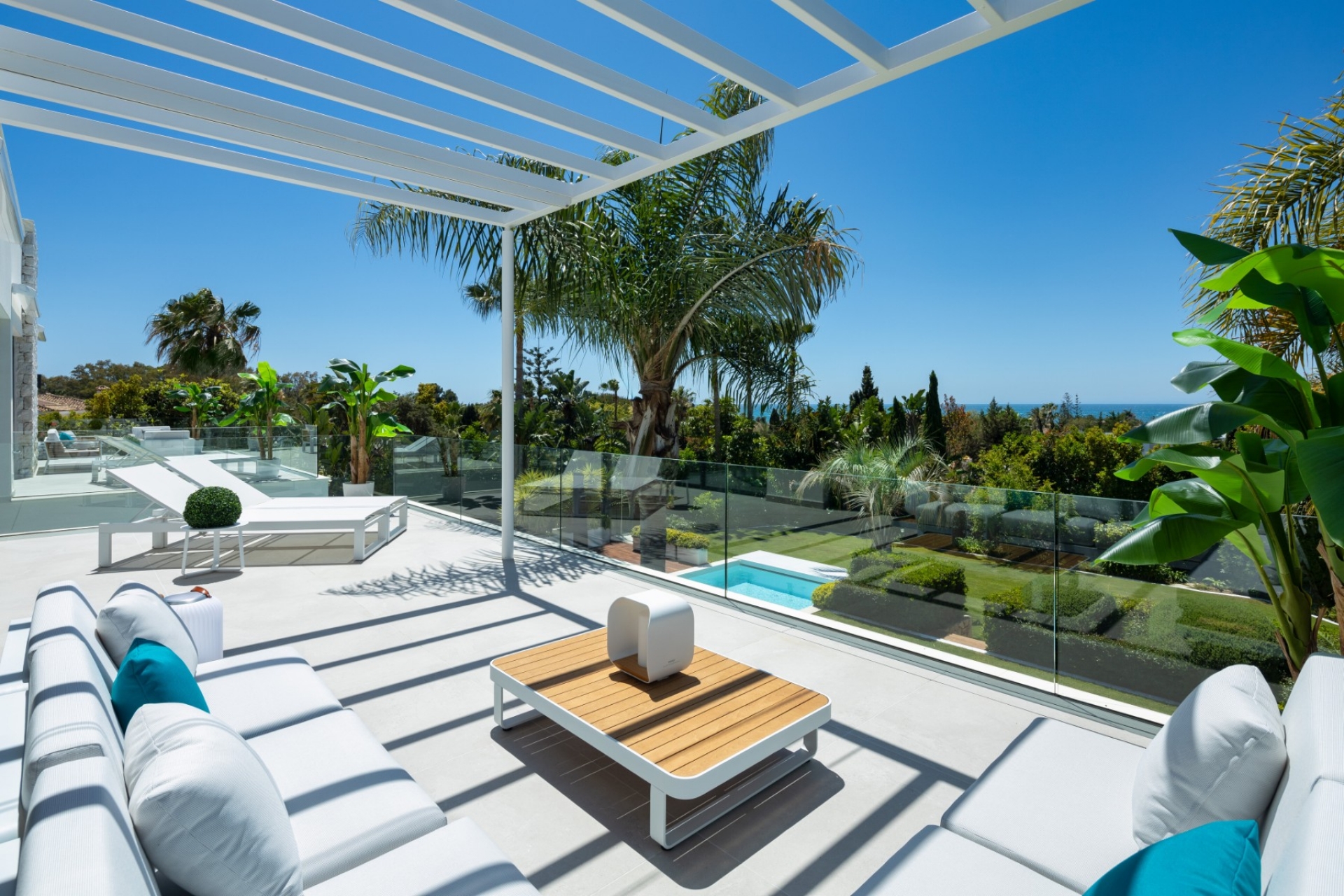 Resale - Villa - Marbella - Marbella East