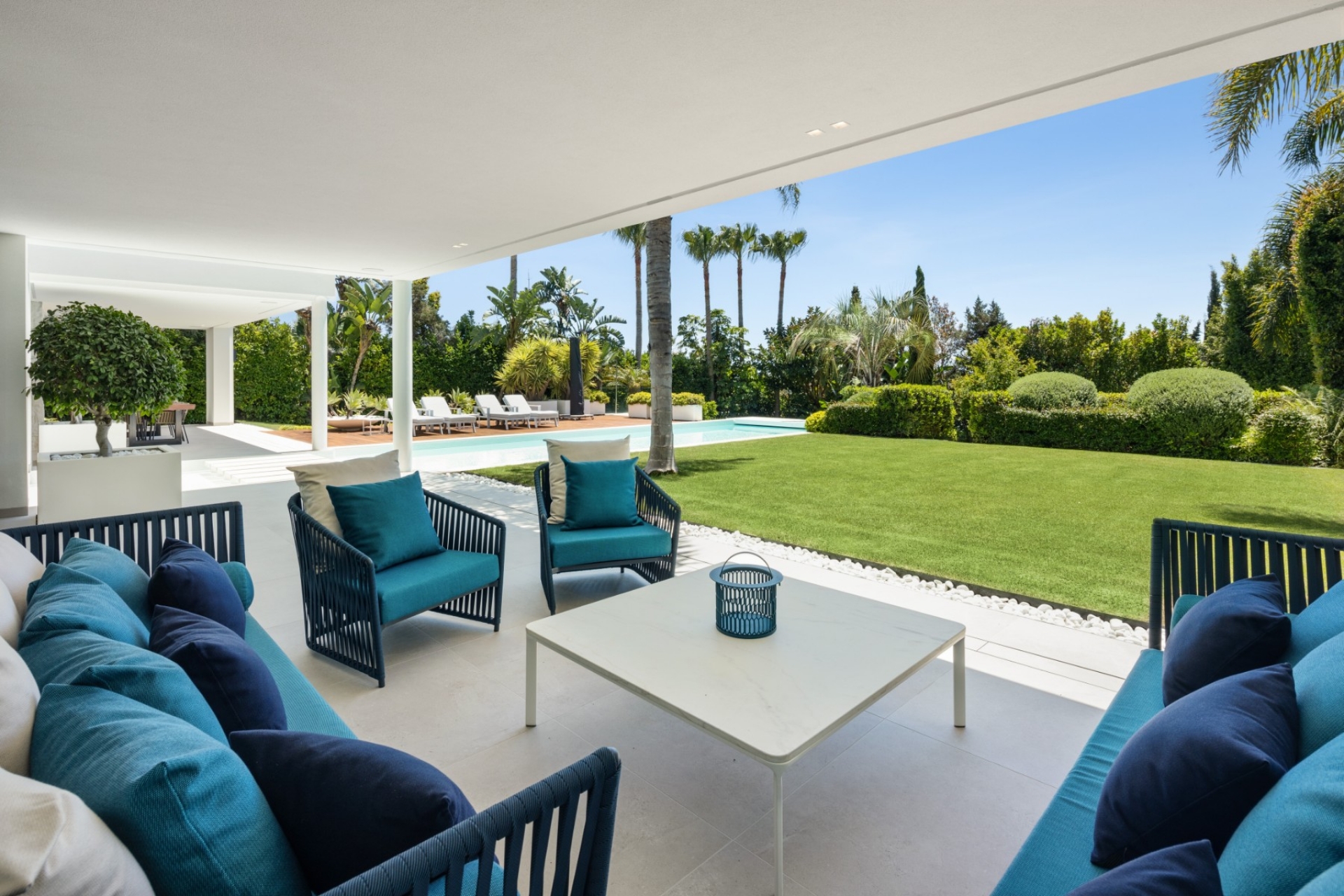 Resale - Villa - Marbella - Marbella East