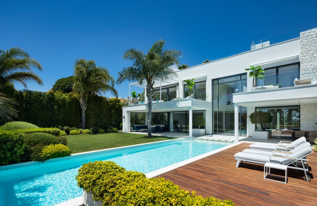 Resale - Villa - Marbella - Marbella East