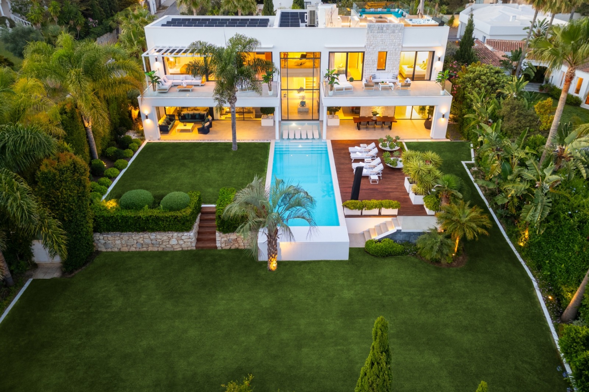 Resale - Villa - Marbella - Marbella East