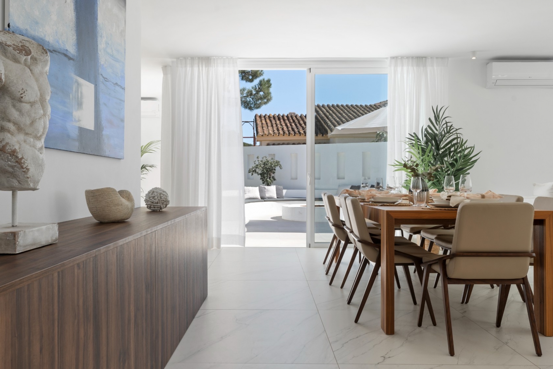 Resale - Villa - Marbella - Marbella East