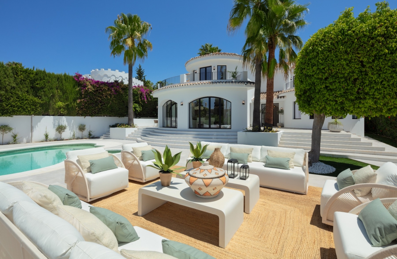 Resale - Villa - Marbella - Nueva Andalucía