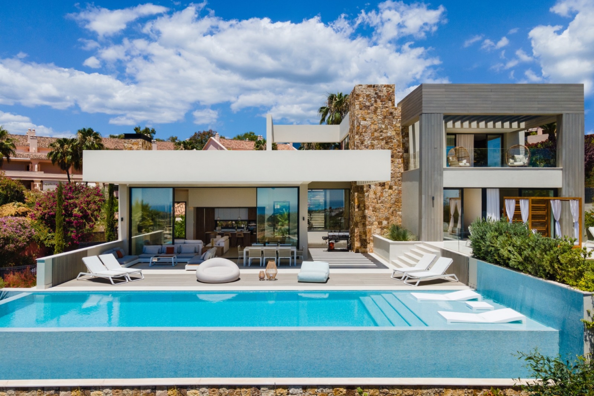 Resale - Villa - Marbella - Nueva Andalucía