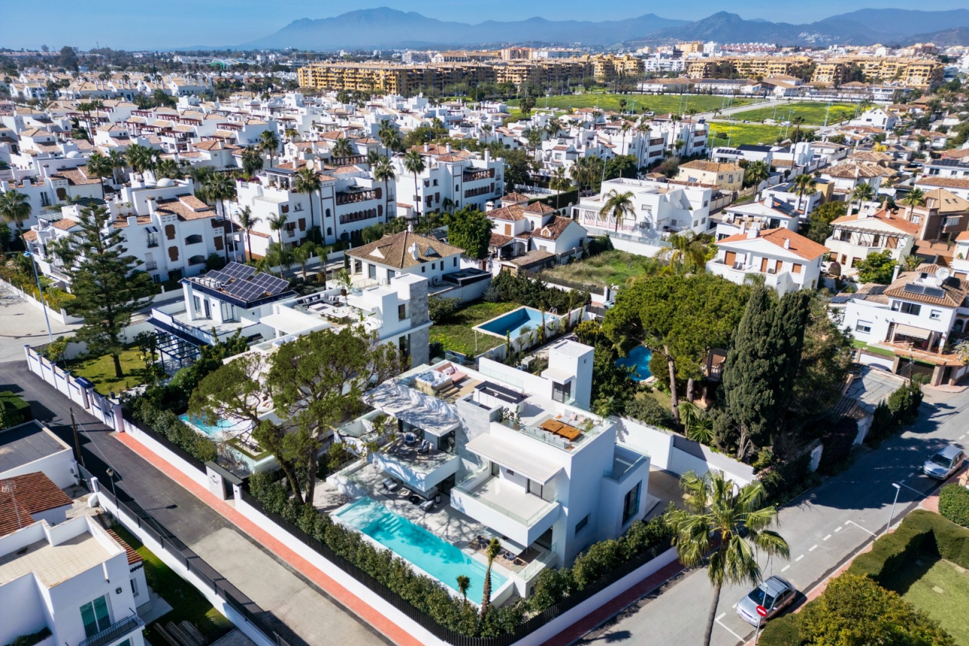 Resale - Villa - San Pedro de Alcántara