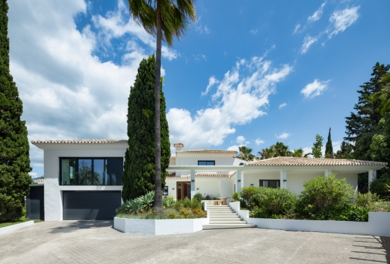 Verkoop - Villa - Marbella - Nueva Andalucía