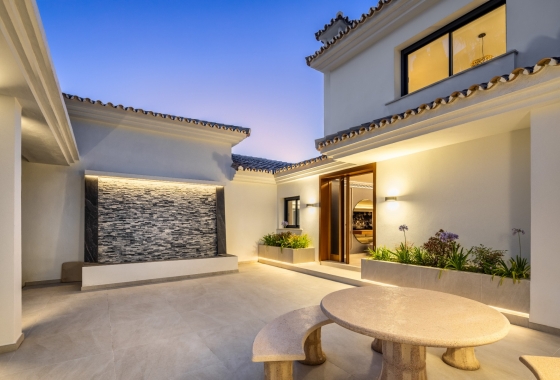 Reventa - Villa - Marbella - Nueva Andalucía