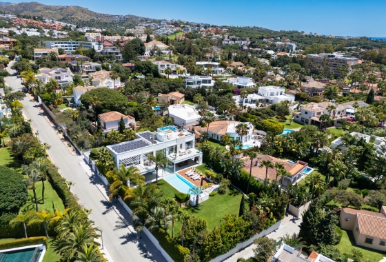 Resale - Villa - Marbella - Marbella East