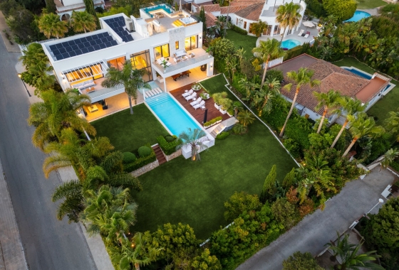 Reventa - Villa - Marbella - Marbella Este