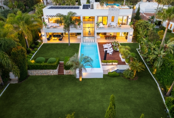 Reventa - Villa - Marbella - Marbella Este