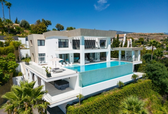 Reventa - Villa - Estepona