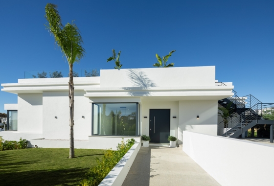 Reventa - Villa - Estepona