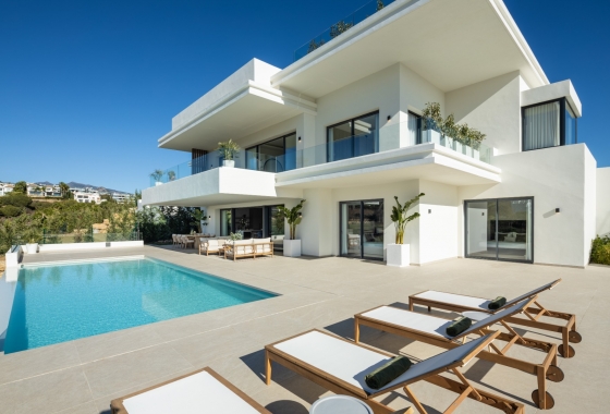 Reventa - Villa - Estepona