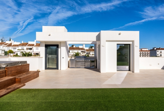 Reventa - Villa - Marbella - Puerto Banús