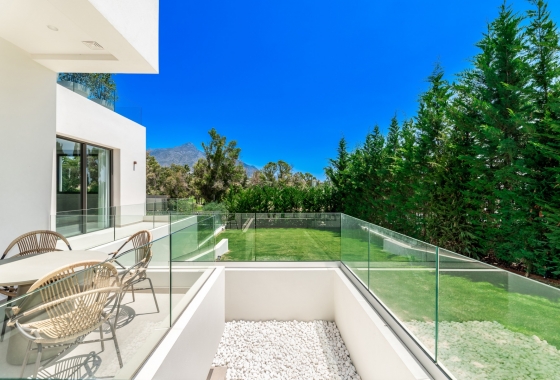 Resale - Villa - Marbella - Nueva Andalucía