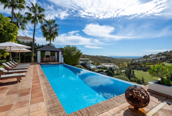 Resale - Villa - Benahavís - La Quinta