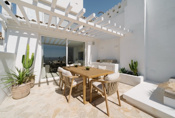 Resale - Apartment - Marbella - Puerto Banús