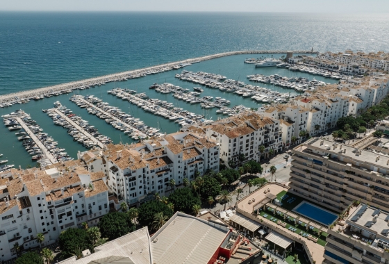 Resale - Apartment - Marbella - Puerto Banús